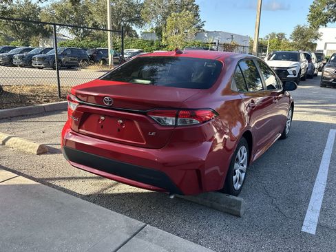 Used 2020 Toyota Corolla LE FWD image 8