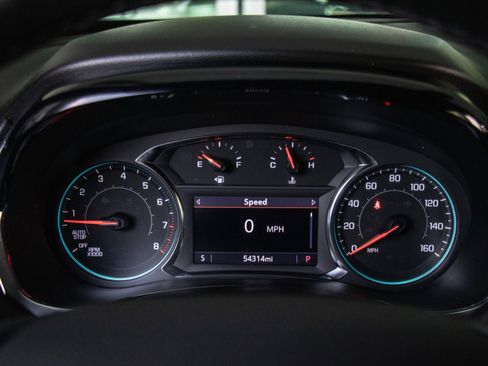 Used 2023 Chevrolet Traverse LT image 15