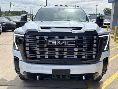 Used 2026 GMC Sierra 2500 Denali Ultimate AWD/4WD image 11