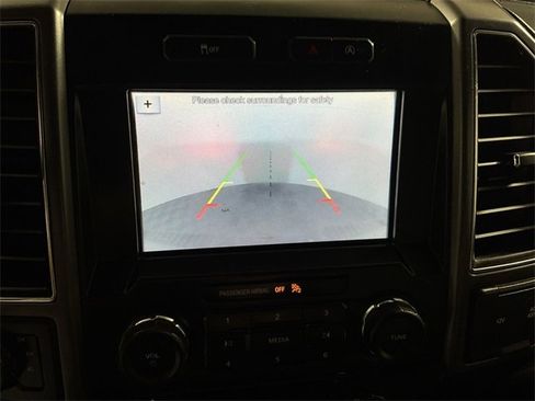 Used 2018 Ford F150 XLT w/ Equipment Group 302A Luxury image 3