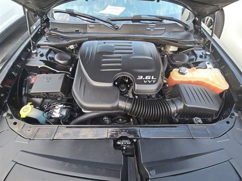 Used 2021 Dodge Challenger GT RWD image 10