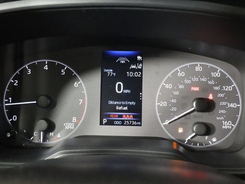 Used 2025 Toyota Corolla LE FWD image 11