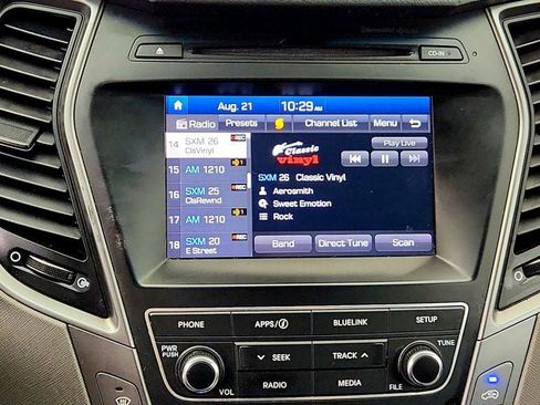 Used 2018 Hyundai Santa Fe Sport 2.0T w/ Winter Weather Package AWD/4WD image 16