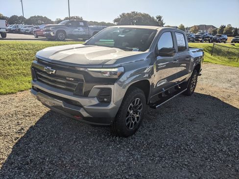 New 2026 Chevrolet Colorado Z71 w/ Technology Package image 3