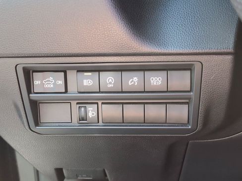 Used 2024 Toyota Tundra SR5 w/ SR5 Premium Package AWD/4WD image 31