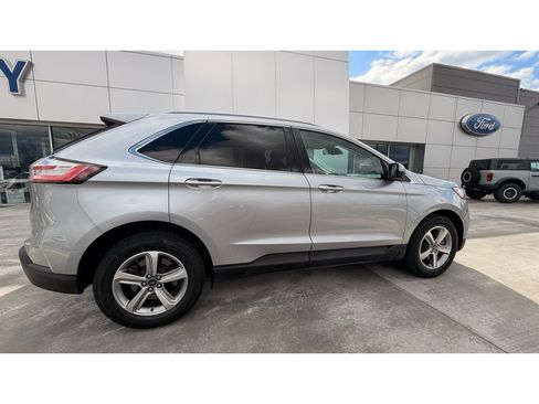 Used 2021 Ford Edge SEL w/ Convenience Package image 8