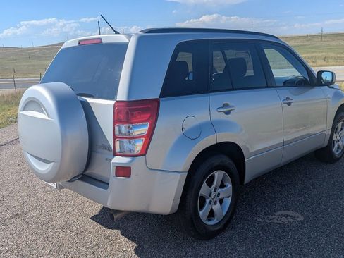 Used 2006 Suzuki Grand Vitara Premium image 5