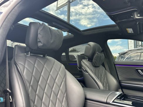 Used 2024 Mercedes-Benz S 580 4MATIC Sedan image 17