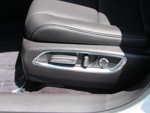 Used 2020 Acura MDX SH-AWD w/ Technology Package image 4