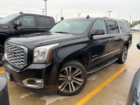 Used 2019 GMC Yukon XL Denali w/ Open Road Package AWD/4WD image 1