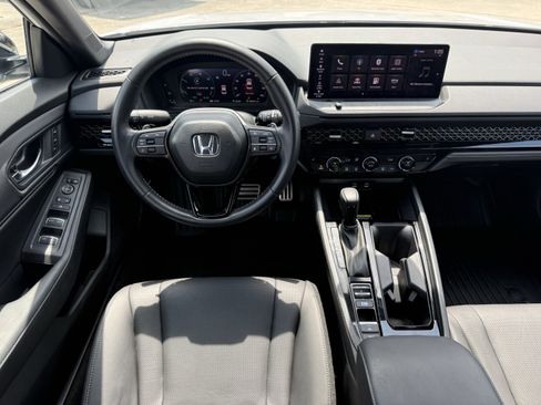 Used 2025 Honda Accord Sport image 14