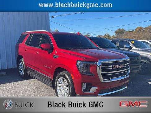 Used 2023 GMC Yukon SLT image 1