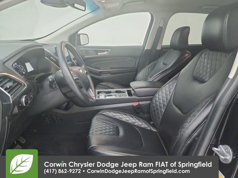 Used 2024 Ford Edge Titanium image 11