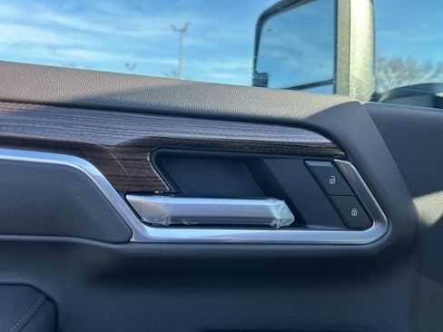 New 2026 Chevrolet Silverado 2500 LT w/ Trail Boss Package image 12