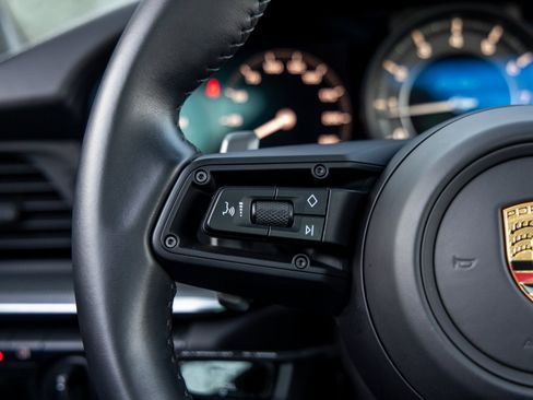 Certified 2022 Porsche 911 Turbo image 34