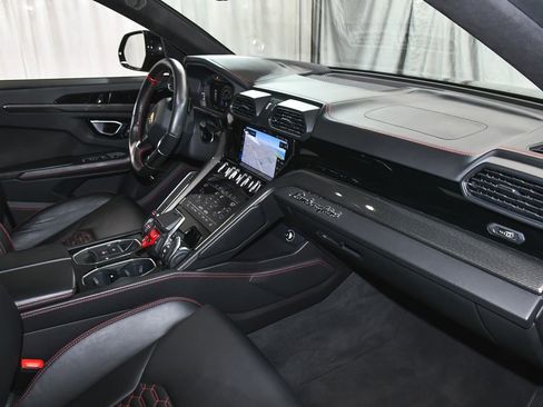 Used 2020 Lamborghini Urus AWD/4WD image 66