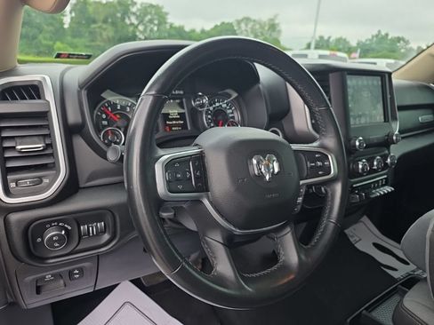 Used 2019 RAM 1500 Big Horn AWD/4WD image 10