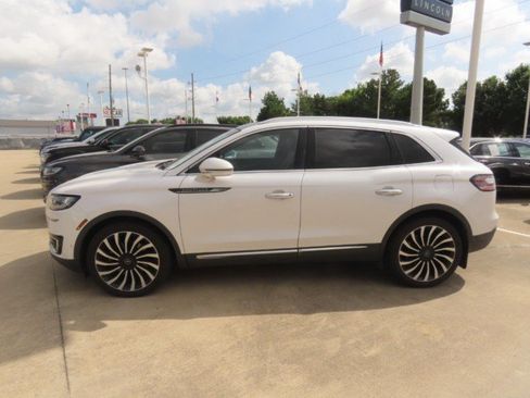 Used 2019 Lincoln Nautilus Black Label AWD/4WD image 6