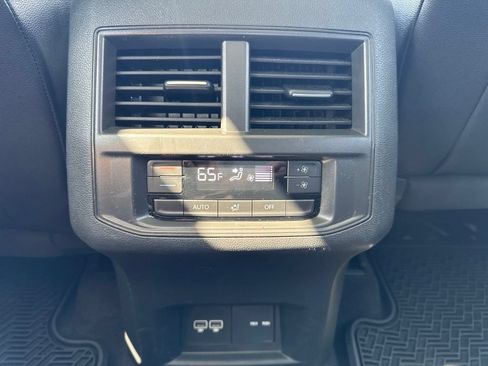 Used 2021 Volkswagen Atlas SEL AWD/4WD image 27