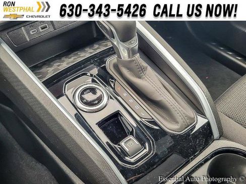 New 2025 Chevrolet Colorado LT image 16