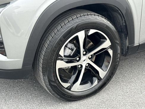 Used 2024 Chevrolet Trax RS w/ Driver Confidence Package image 29