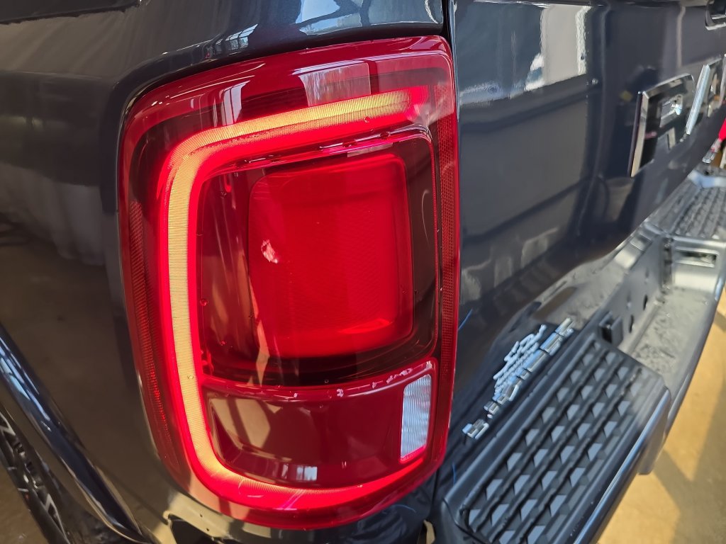 New 2027 RAM 2500 Limited AWD/4WD image 35