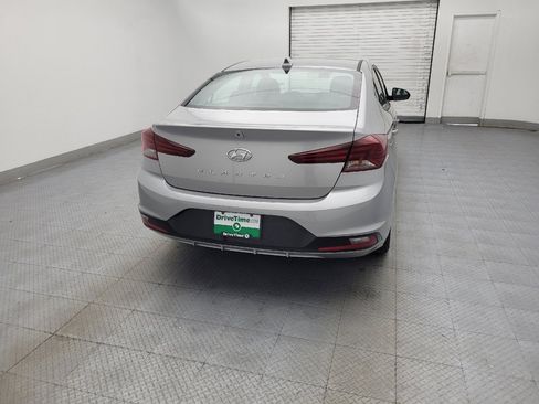 Used 2020 Hyundai Elantra SEL w/ Cargo Package (C1) FWD image 7