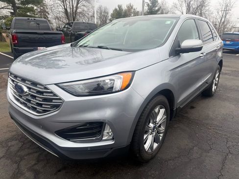 Used 2022 Ford Edge Titanium AWD/4WD image 11