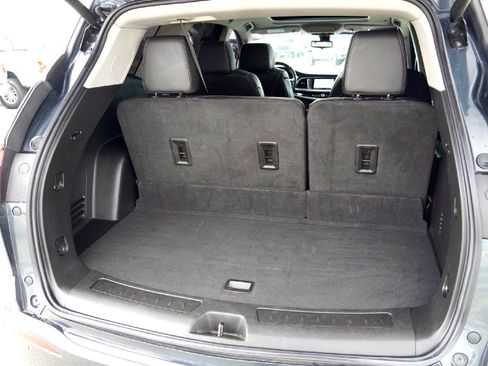 Used 2021 Buick Enclave Avenir w/ Avenir Technology Package image 33