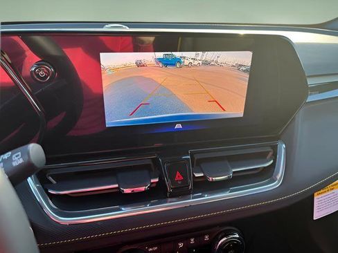 New 2026 Chevrolet TrailBlazer ACTIV w/ Convenience Package FWD image 18