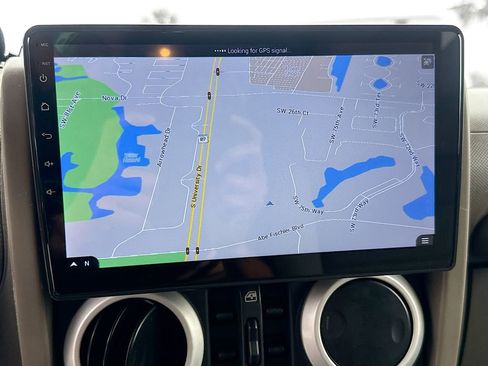 Used 2009 Jeep Wrangler Unlimited Sahara w/ Trailer Tow Group image 14