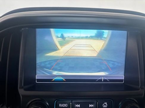 Used 2018 Chevrolet Colorado LT AWD/4WD image 8