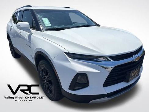 Used 2020 Chevrolet Blazer LT FWD image 1