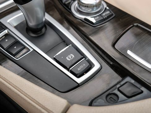 Used 2013 BMW 535i Sedan RWD image 27
