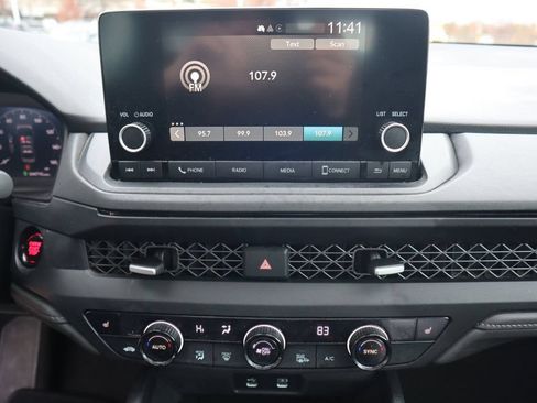 Used 2023 Honda Accord LX image 25