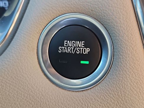 Certified 2023 Chevrolet Traverse LS FWD image 17