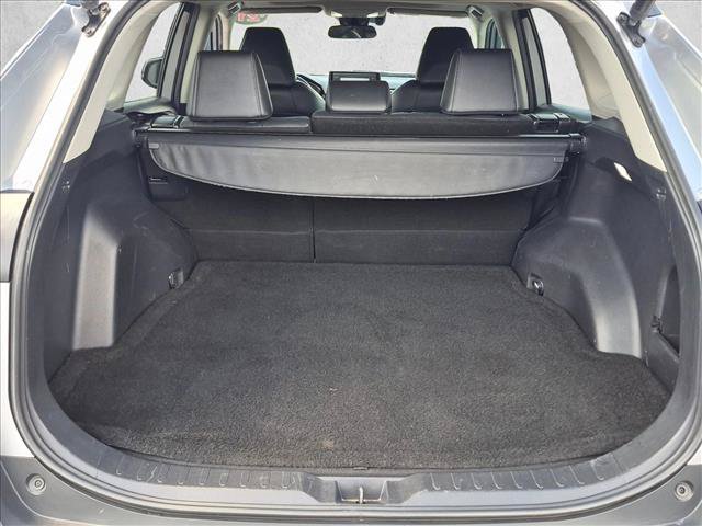 Used 2021 Toyota RAV4 XLE Premium FWD image 6