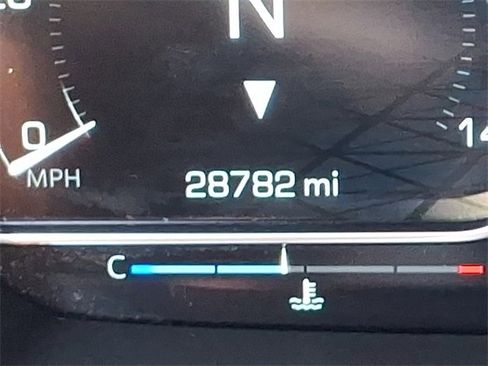 Used 2023 GMC Yukon XL SLT image 21