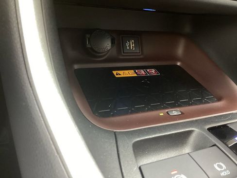 Used 2025 Toyota RAV4 Limited w/ Advanced Technology Package image 17