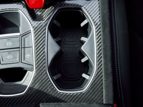 Used 2024 Lamborghini Urus Performante image 73