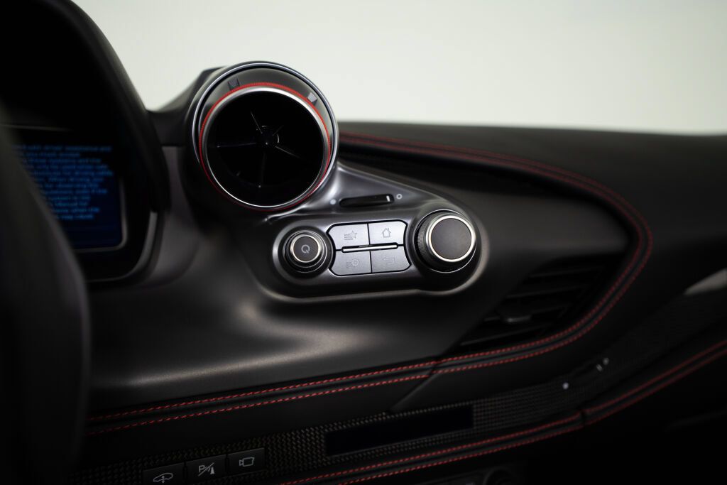 Used 2023 Ferrari F8 Tributo RWD image 37