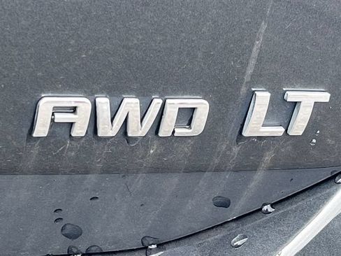 Used 2020 Chevrolet Equinox LT w/ Driver Convenience Package AWD/4WD image 8