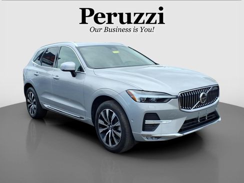 Used 2023 Volvo XC60 B5 Plus w/ Climate Package AWD/4WD image 1