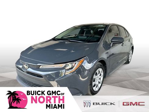 Used 2025 Toyota Corolla LE FWD image 1