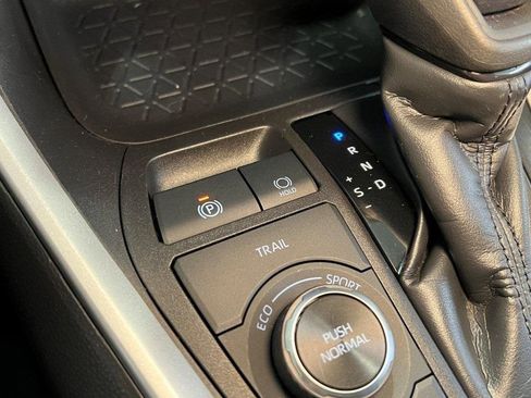 Used 2024 Toyota RAV4 XLE image 47