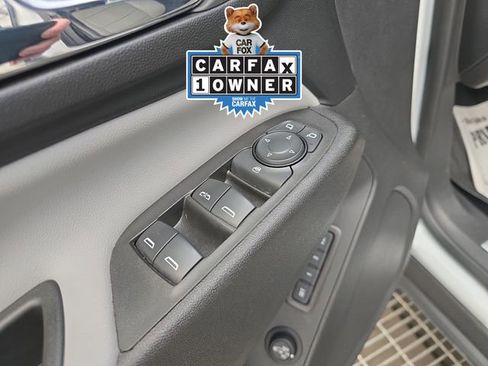 Used 2020 Chevrolet Equinox Premier image 11