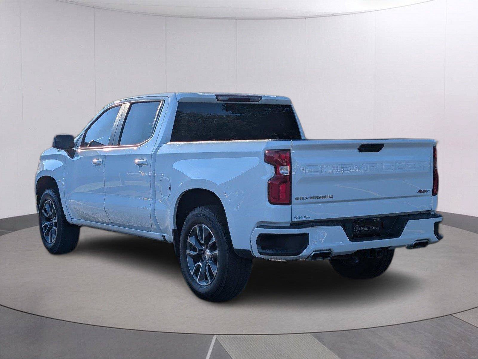 Used 2021 Chevrolet Silverado 1500 RST AWD/4WD image 3