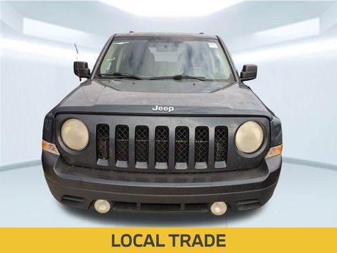 Used 2014 Jeep Patriot Sport w/ Power Value Group image 2