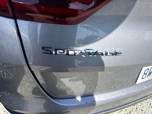 Used 2021 Kia Sportage LX FWD image 10