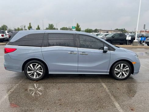 Used 2023 Honda Odyssey Touring image 5